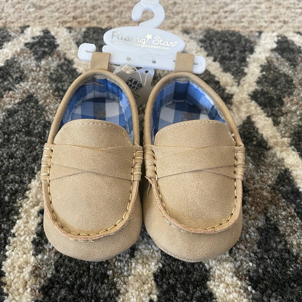 NWT Boys Loafer dress shoes toddler size 3